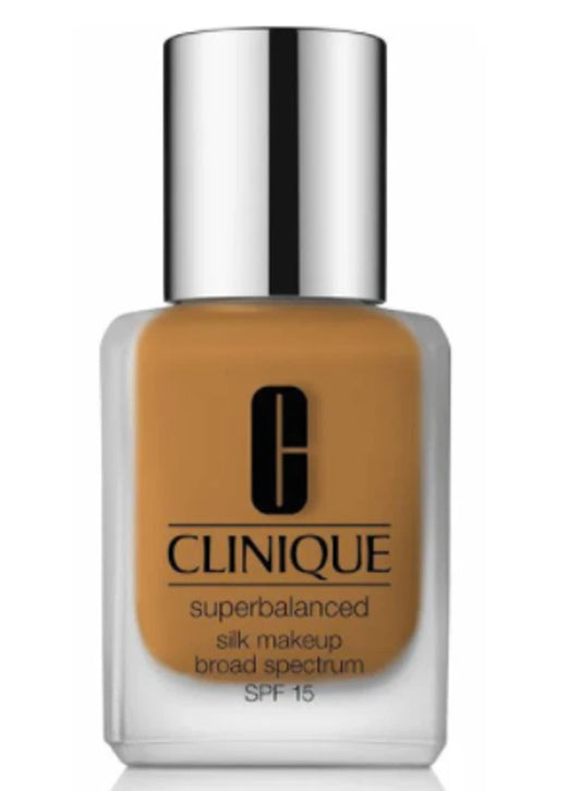 Clinique Superbalanced Silk Makeup SPF 15